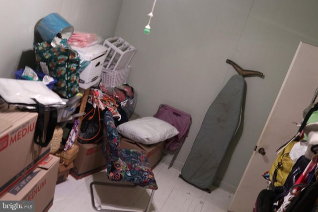 121 E TULPEHOCKEN, Philadelphia, PA 19144