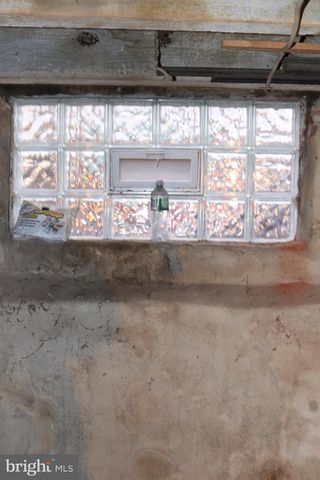 121 E TULPEHOCKEN, Philadelphia, PA 19144