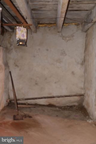 121 E TULPEHOCKEN, Philadelphia, PA 19144