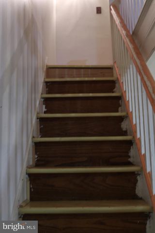 121 E TULPEHOCKEN, Philadelphia, PA 19144