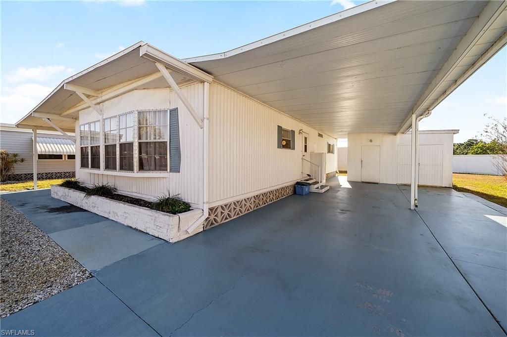77 Snead DR, NORTH FORT MYERS, FL 33903 — photo 2