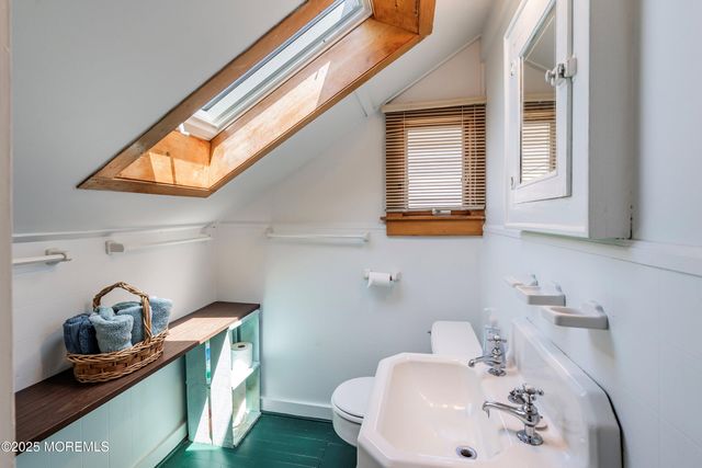 146 Sunset Lane, Mantoloking, NJ 08738