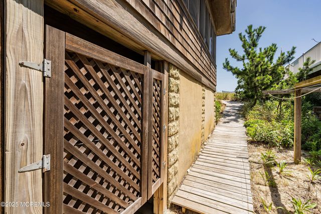 146 Sunset Lane, Mantoloking, NJ 08738