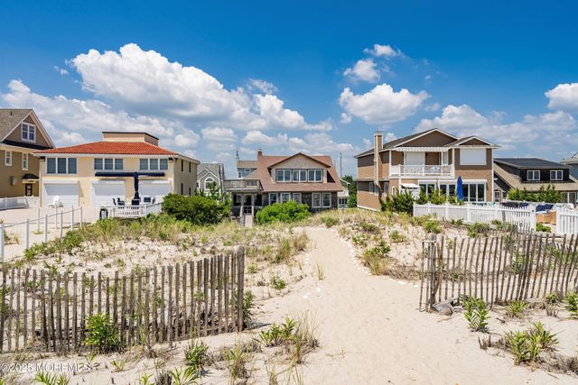 146 Sunset Lane, Mantoloking, NJ 08738