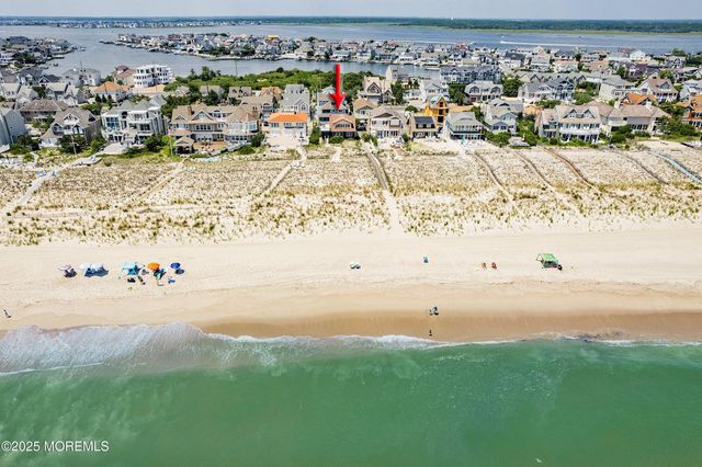 146 Sunset Lane, Mantoloking, NJ 08738