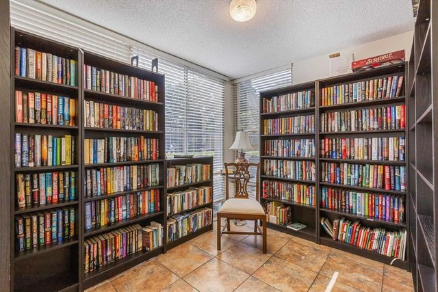 232 S Highland St Apt 601, Memphis, TN 38111