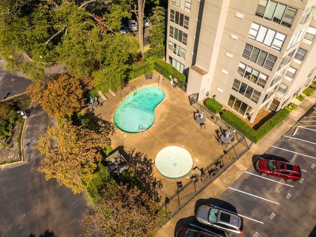 232 S Highland St Apt 601, Memphis, TN 38111