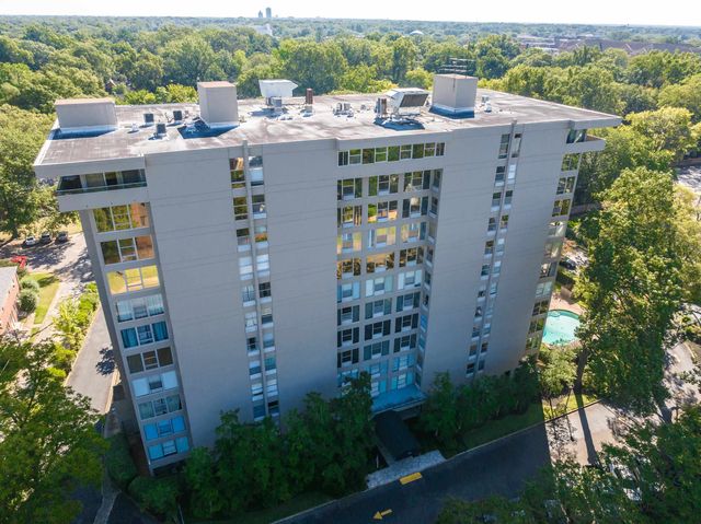 232 S Highland St Apt 601, Memphis, TN 38111