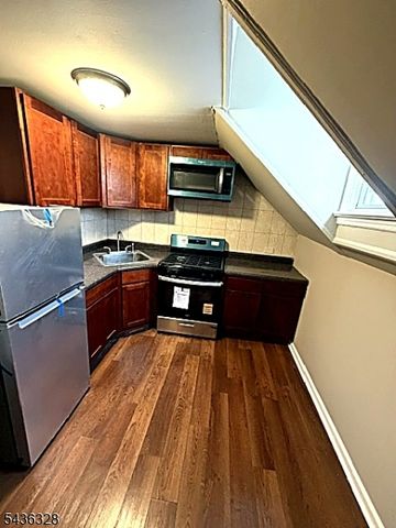 17 Maple Ave, Irvington Twp., NJ 07111
