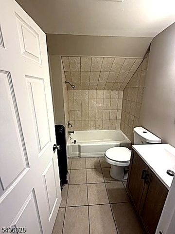 17 Maple Ave, Irvington Twp., NJ 07111