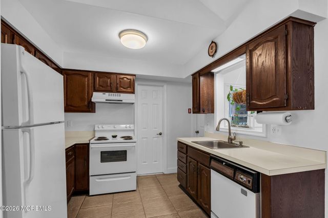 604 Monmouth Avenue, Spring Lake Heights, NJ 07762