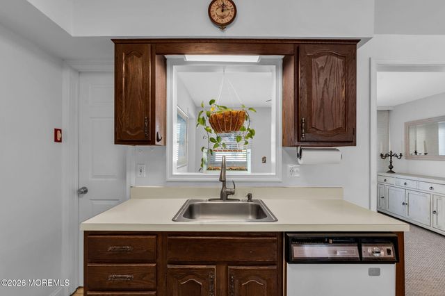 604 Monmouth Avenue, Spring Lake Heights, NJ 07762