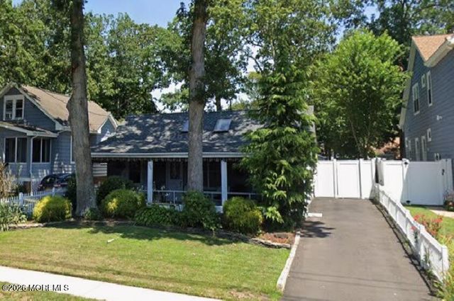 604 Monmouth Avenue, Spring Lake Heights, NJ 07762