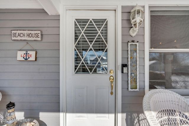 604 Monmouth Avenue, Spring Lake Heights, NJ 07762