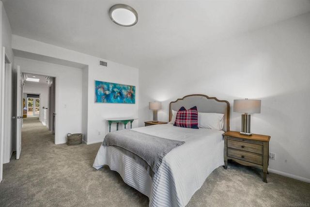 5448 Renaissance, San Diego, CA 92122