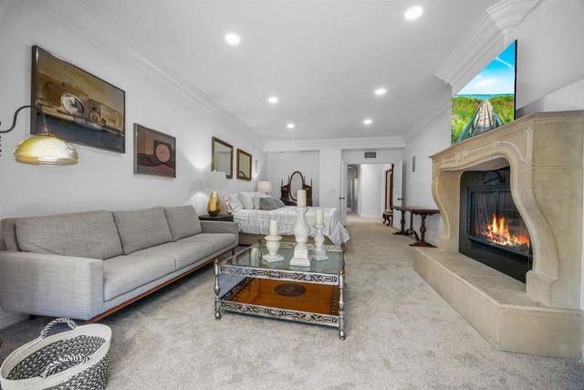 5448 Renaissance, San Diego, CA 92122