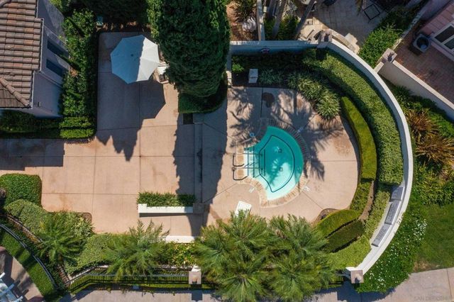 5448 Renaissance, San Diego, CA 92122