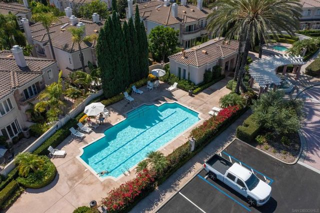 5448 Renaissance, San Diego, CA 92122