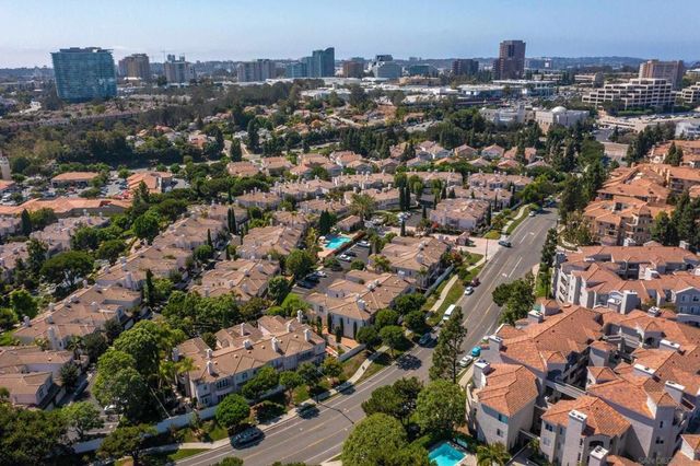 5448 Renaissance, San Diego, CA 92122