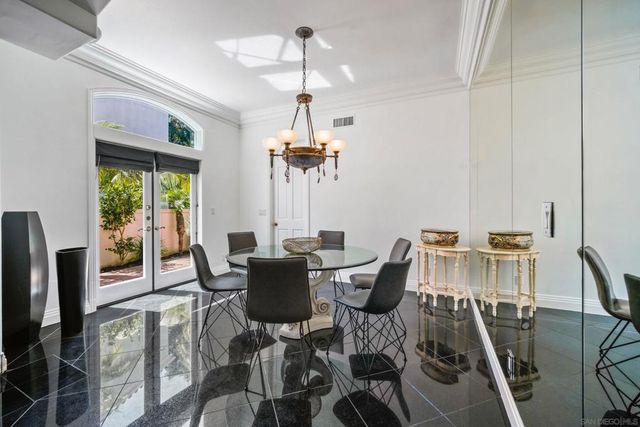 5448 Renaissance, San Diego, CA 92122