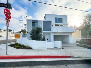 2022 Mathews Avenue, Redondo Beach, CA 90278