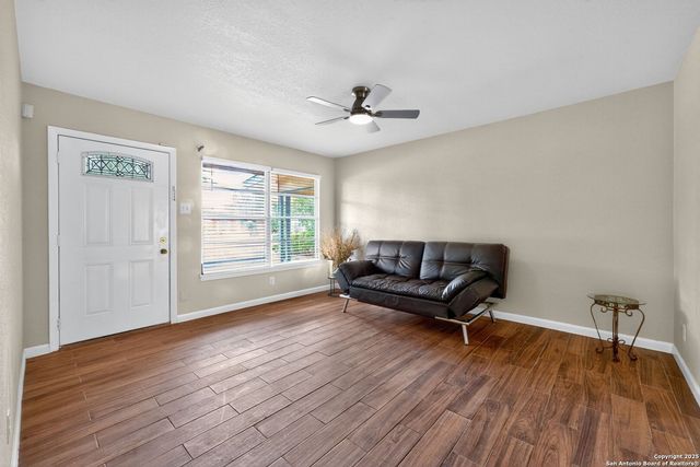 4223 Kilrea Dr, San Antonio, TX 78219