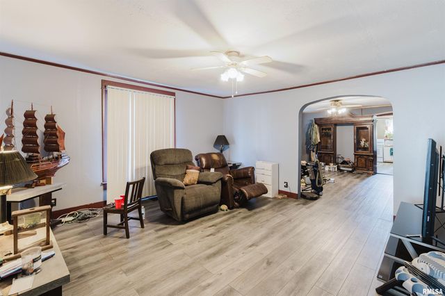 1200 W ADAMS Street, Herrin, IL 62948