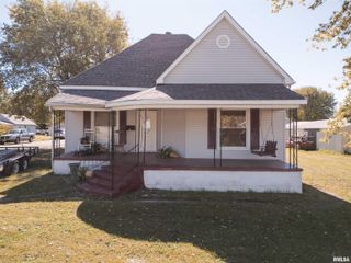 1200 W ADAMS Street, Herrin, IL 62948