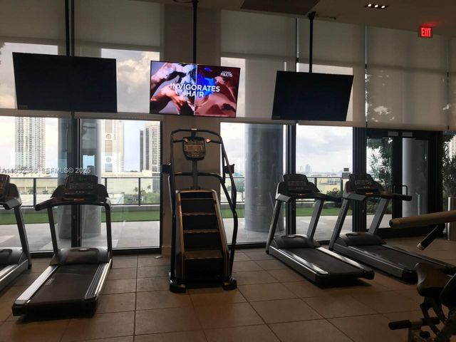 1600 NE 1st Ave 3009, Miami, FL 33132