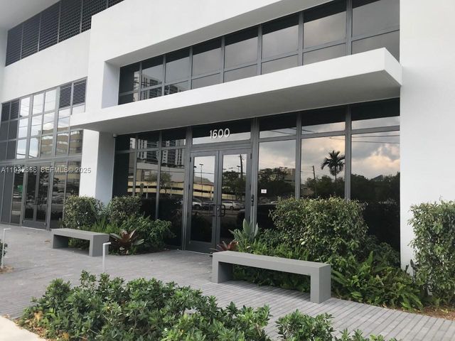 1600 NE 1st Ave 3009, Miami, FL 33132