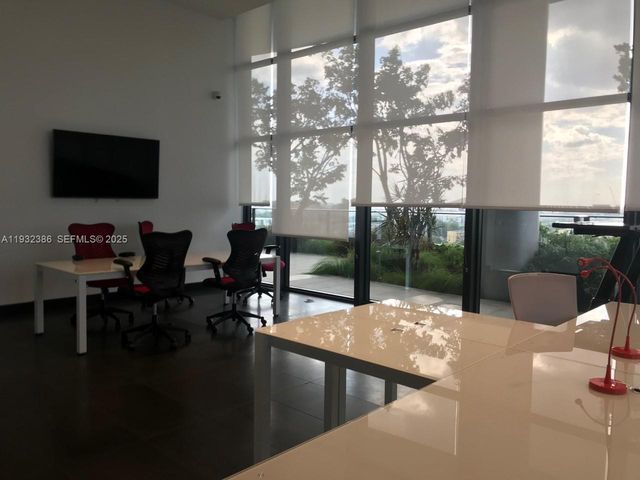 1600 NE 1st Ave 3009, Miami, FL 33132