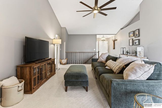 7021 Michelle Avenue, La Vista, NE 68128