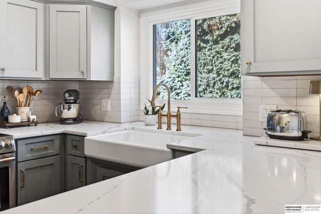 7021 Michelle Avenue, La Vista, NE 68128