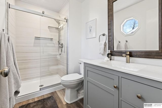 7021 Michelle Avenue, La Vista, NE 68128