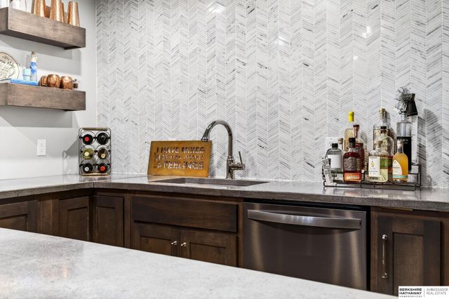 7021 Michelle Avenue, La Vista, NE 68128