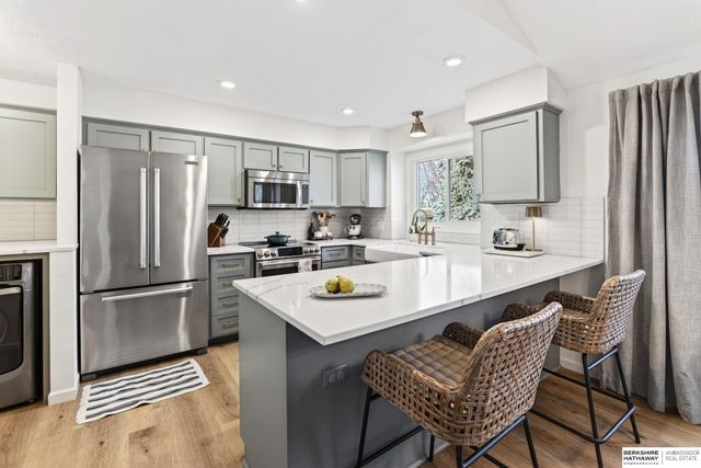 7021 Michelle Avenue, La Vista, NE 68128