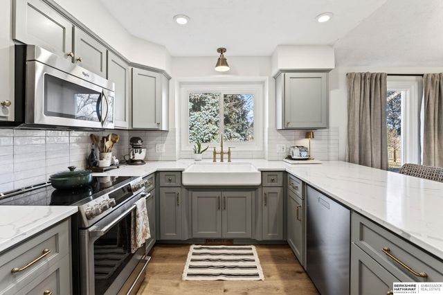 7021 Michelle Avenue, La Vista, NE 68128