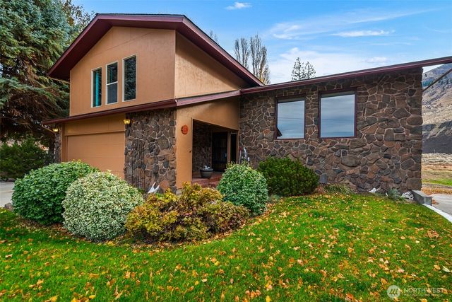 5097 Malaga Alcoa Highway, Malaga, WA 98828