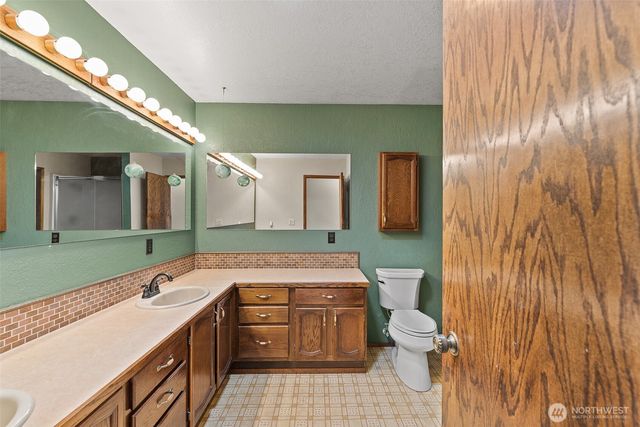 5097 Malaga Alcoa Highway, Malaga, WA 98828