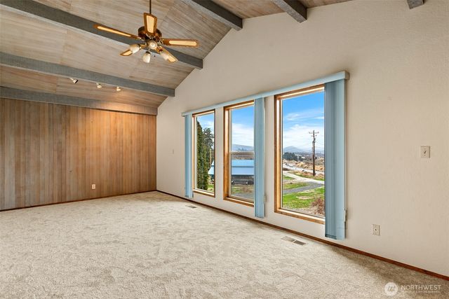 5097 Malaga Alcoa Highway, Malaga, WA 98828