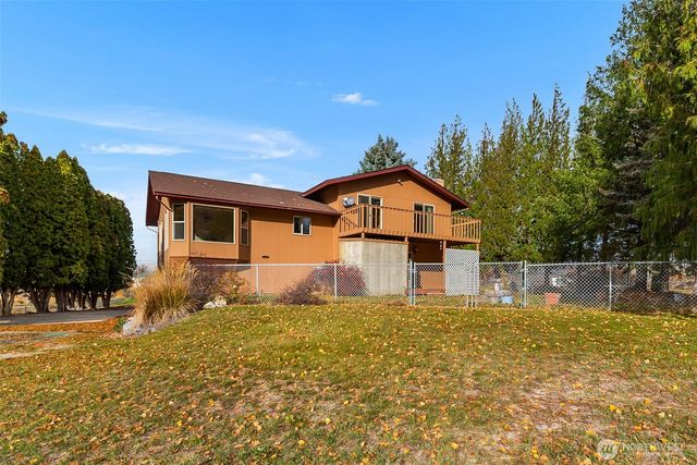 5097 Malaga Alcoa Highway, Malaga, WA 98828