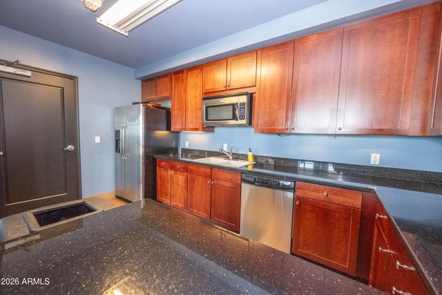 310 S 4TH Street 805, Phoenix, AZ 85004