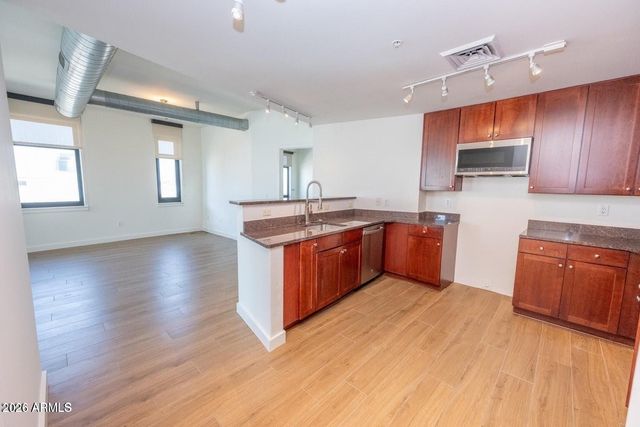 310 S 4TH Street 805, Phoenix, AZ 85004