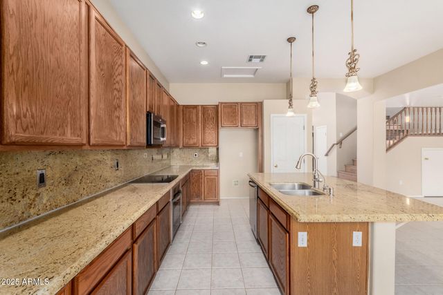 7460 W Quail Avenue, Glendale, AZ 85308