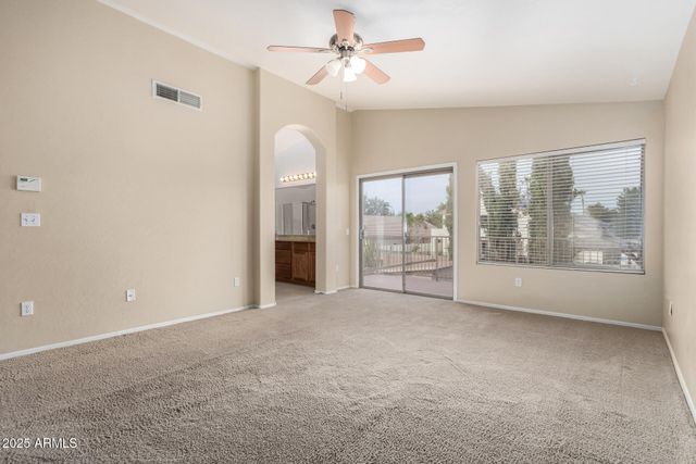 7460 W Quail Avenue, Glendale, AZ 85308