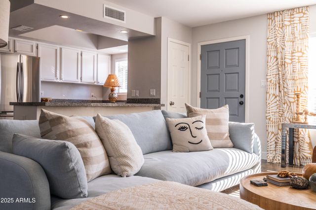 2535 N 15TH Street 1, Phoenix, AZ 85006