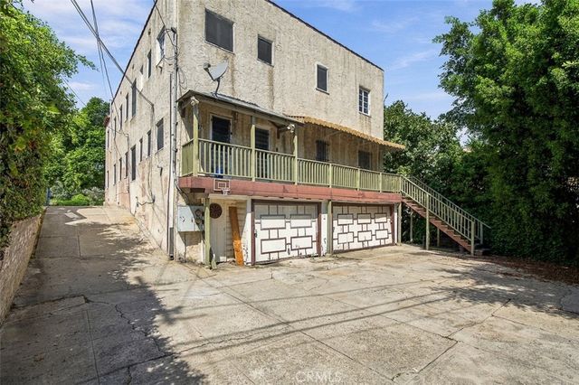 1118 S Sycamore, Los Angeles, CA 90019