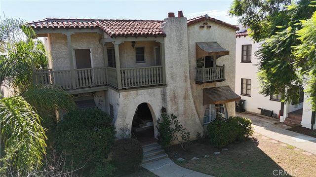 1118 S Sycamore, Los Angeles, CA 90019