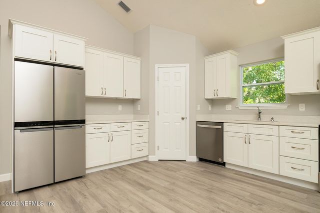 2891 N 8TH Street, St. Augustine, FL 32084