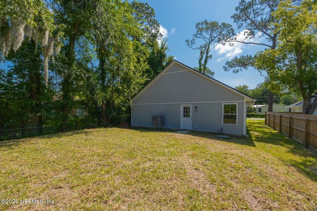 2891 N 8TH Street, St. Augustine, FL 32084